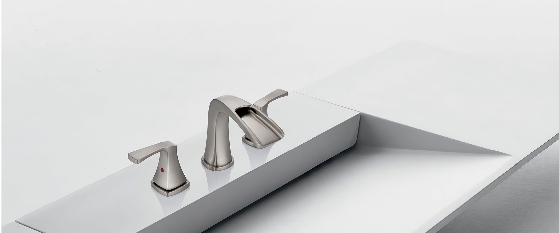 Grifo de ba&ntilde;o de un solo agujero