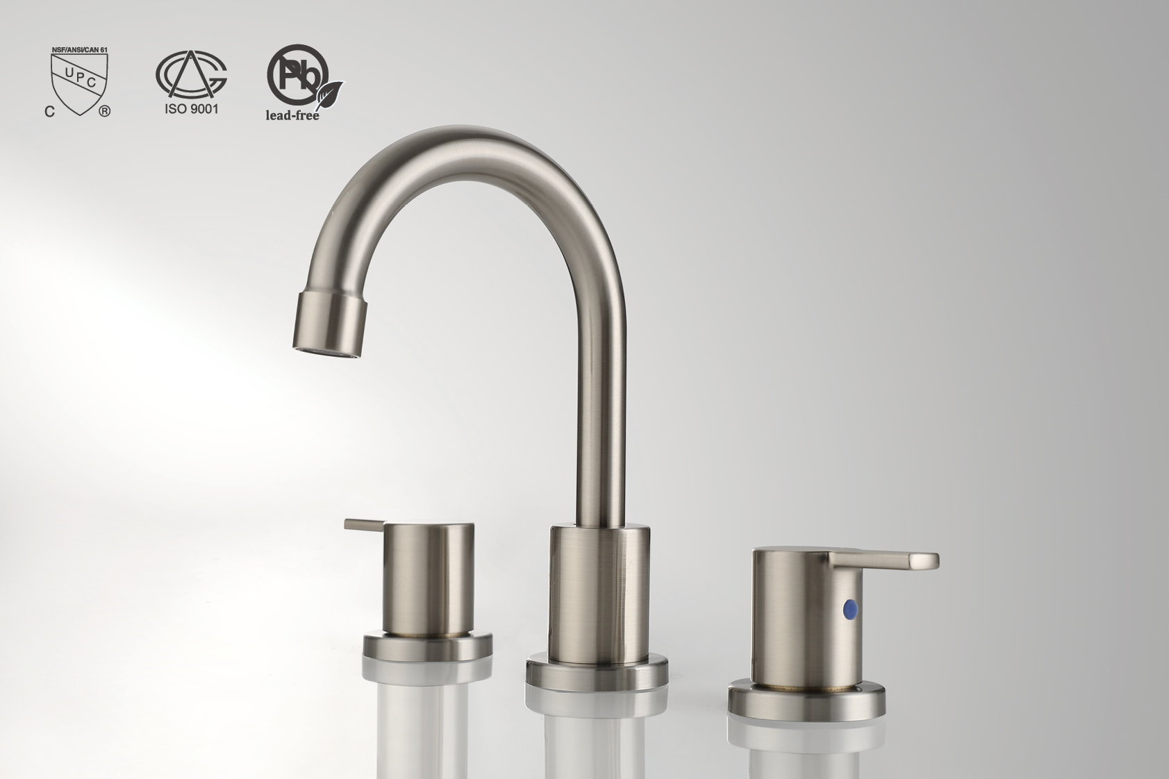 grifo de ba&ntilde;o de 3 orificios