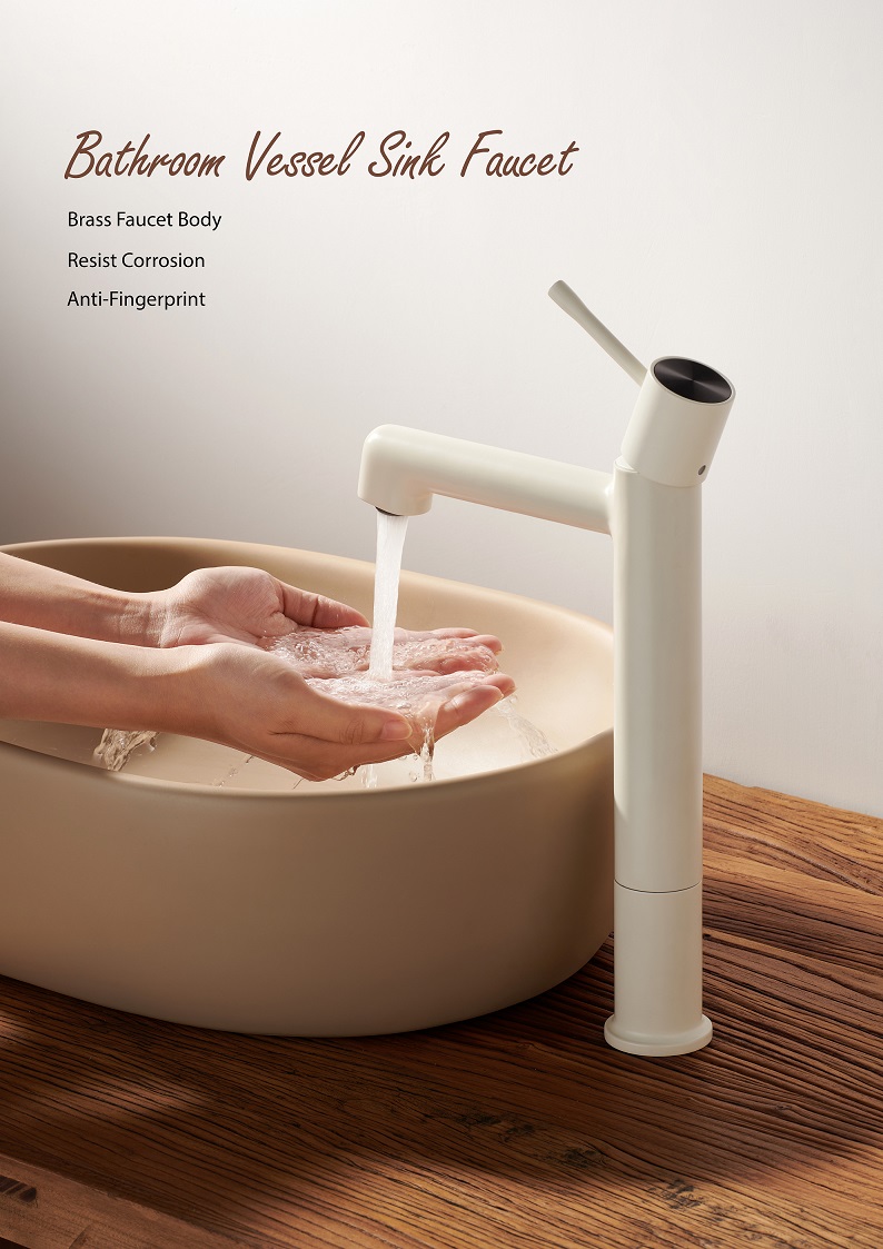 Grifo de ba&ntilde;o de lat&oacute;n