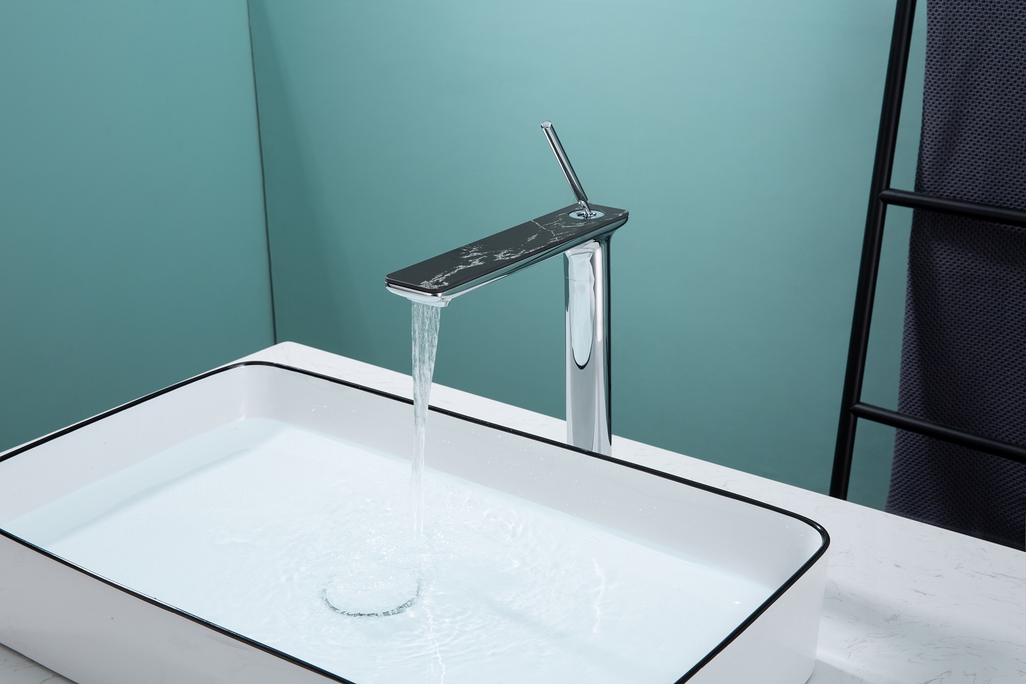 grifo de lat&oacute;n