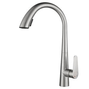Grifo de fregadero de cocina astuto con pulverizador de pulverizador de un solo mango girator