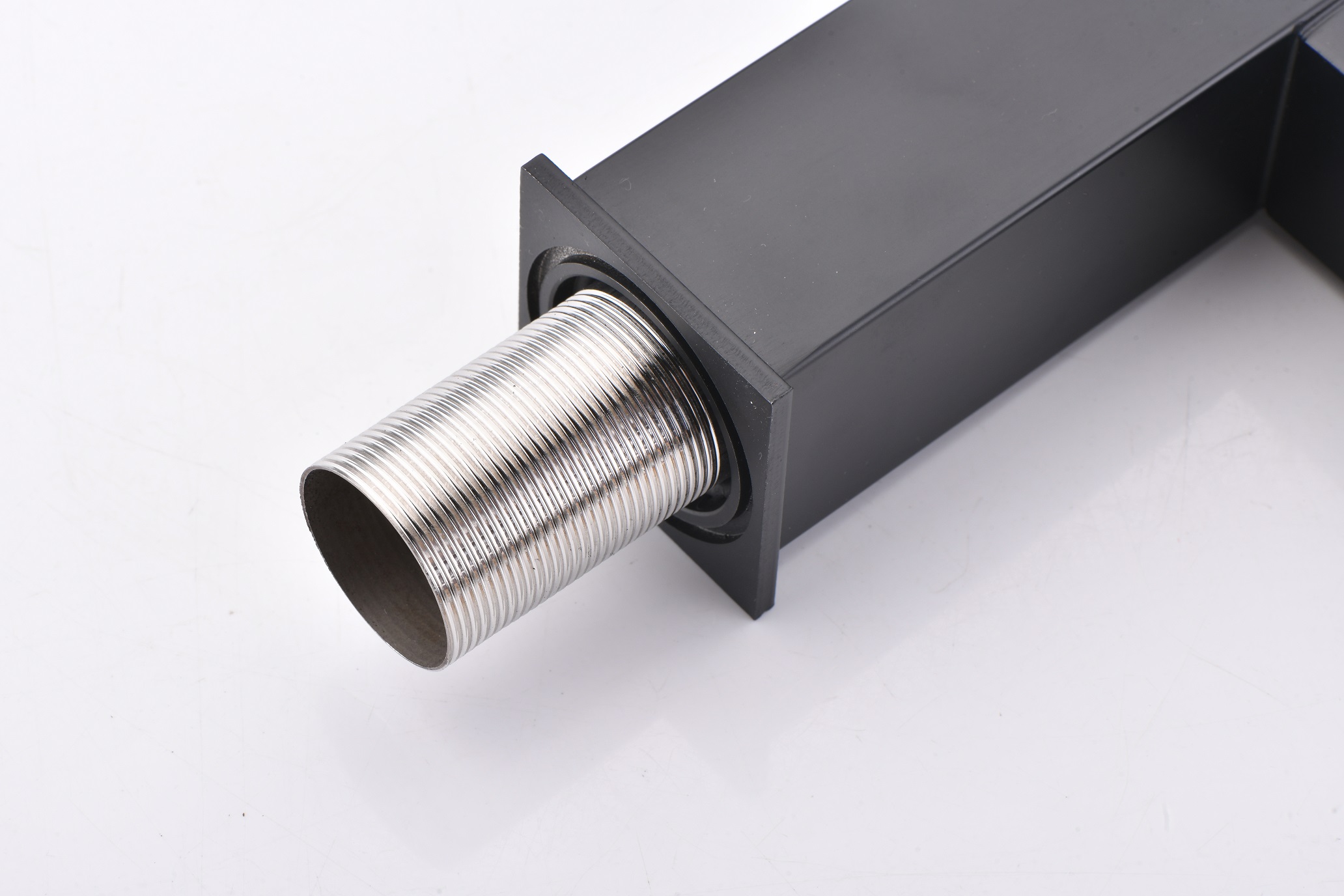 grifo de lavabo de ba&ntilde;o de un solo orificio