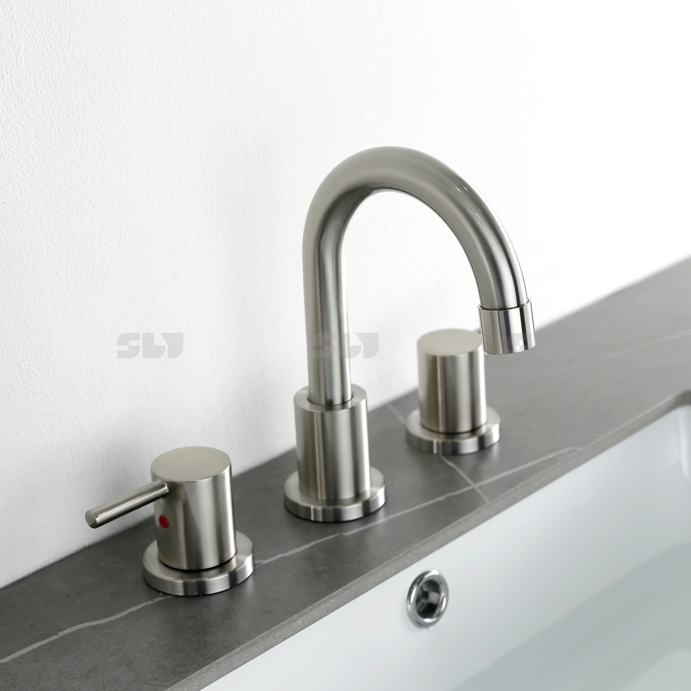3 agujeros de 8 pulgadas grifo de agua para el lavabo del lavabo del lavabo del baño.
