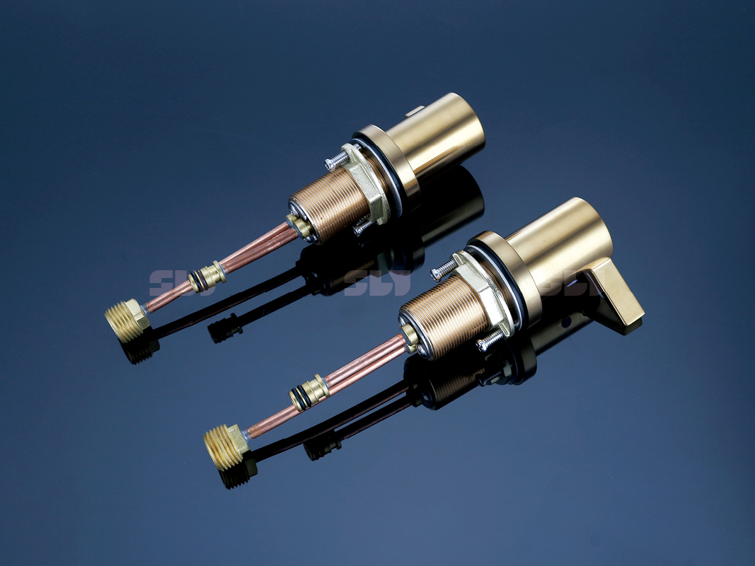 3 hole bathroom faucet 