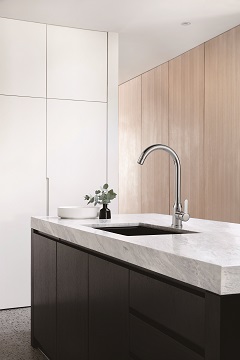 Sly Hot Selling White Kitchen Grewet Chrome Steel Faucet 