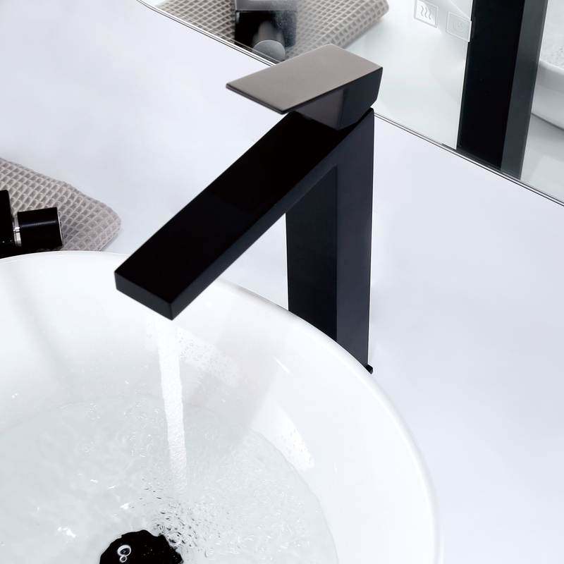 Grifo de baño de acero inoxidable SLY de un solo orificio central