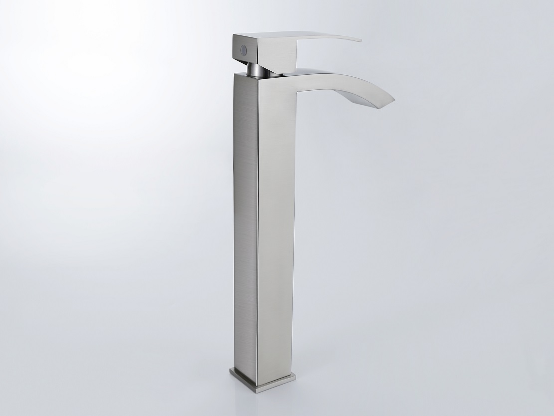 grifos de ba&ntilde;era de ba&ntilde;o