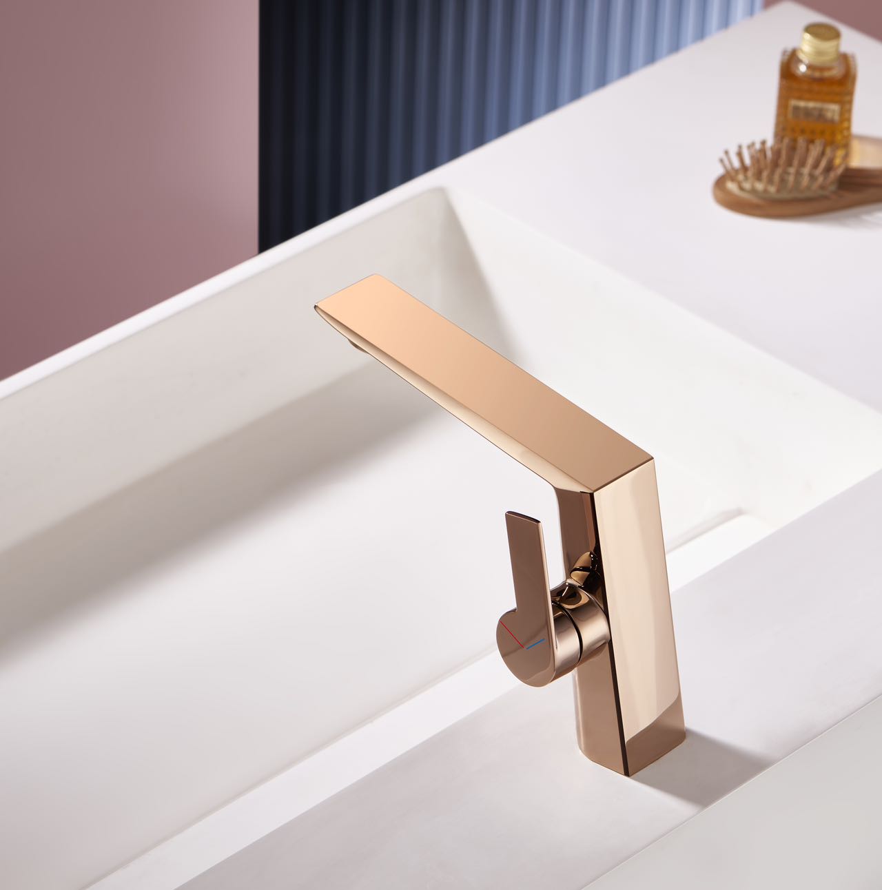 grifo de ba&ntilde;o un agujero