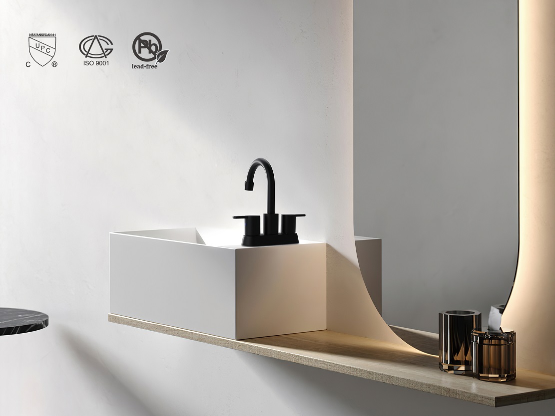 grifo de ba&ntilde;o dorado