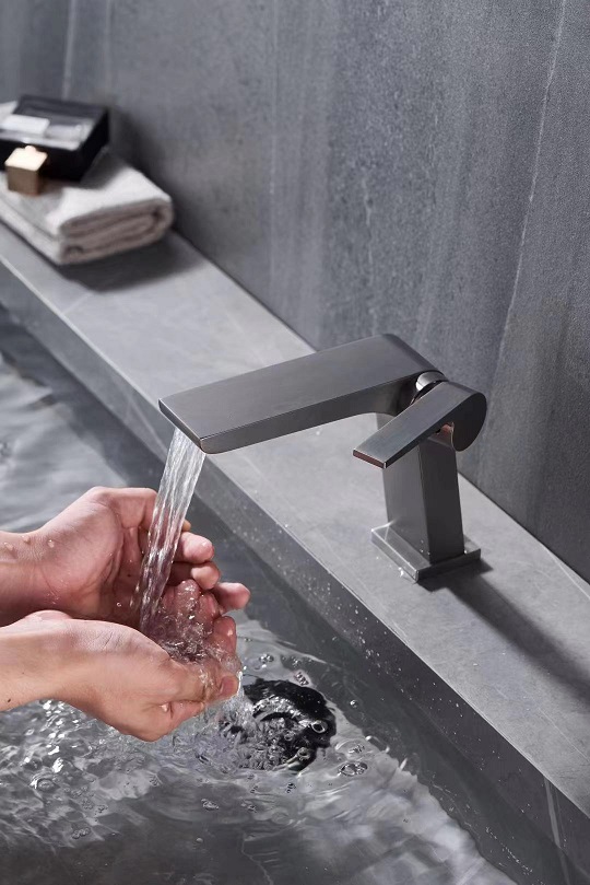 grifos de ba&ntilde;o de lat&oacute;n