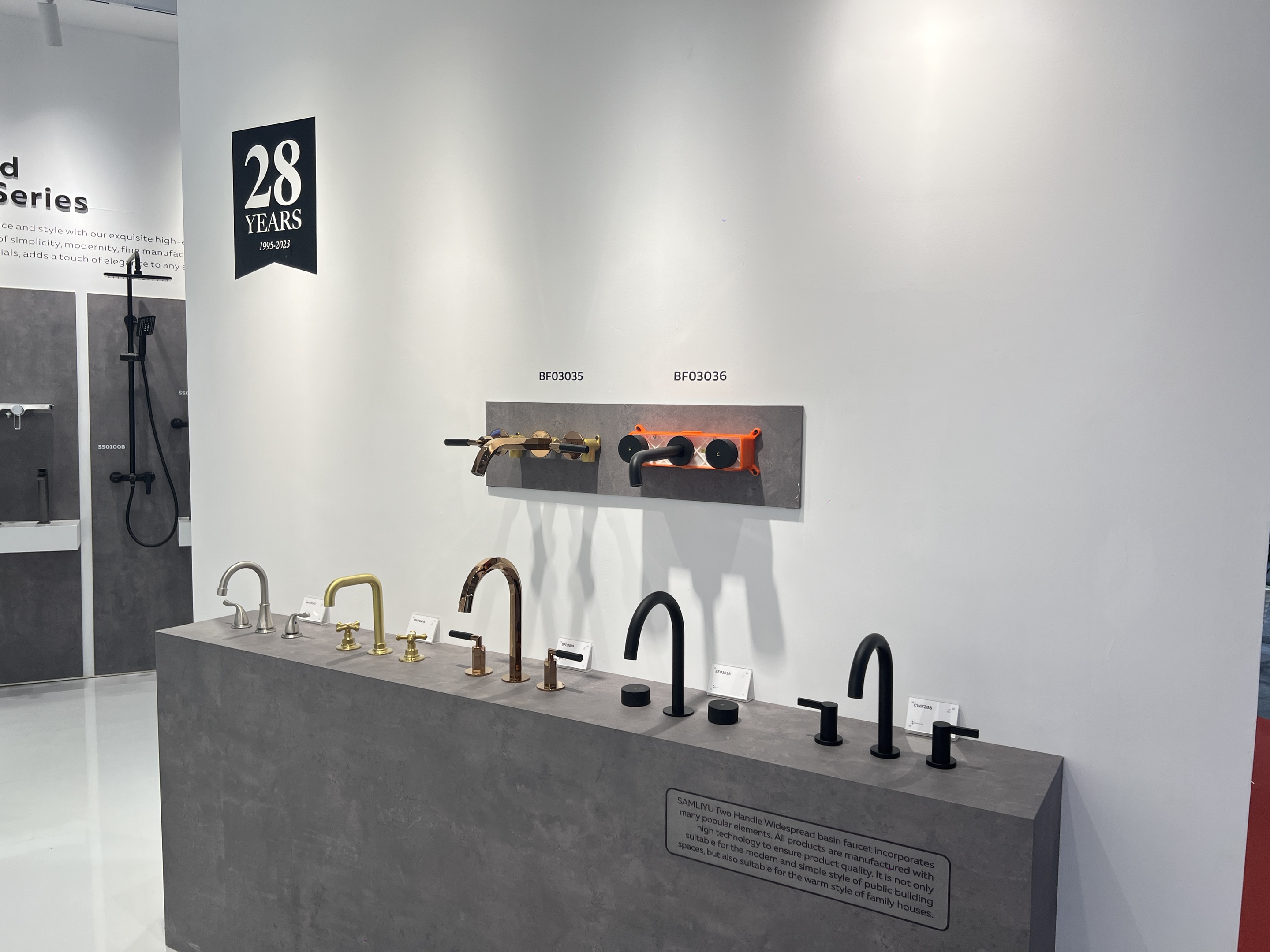 Grifos de ba&ntilde;o modernos