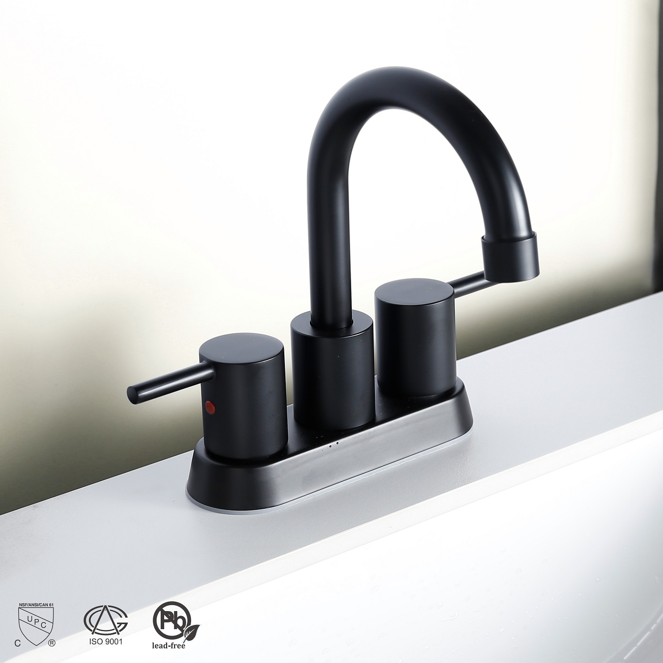 Mezclador de baño de un solo agujero de níquel cepillado con toque de cuenca de mango de un solo mango