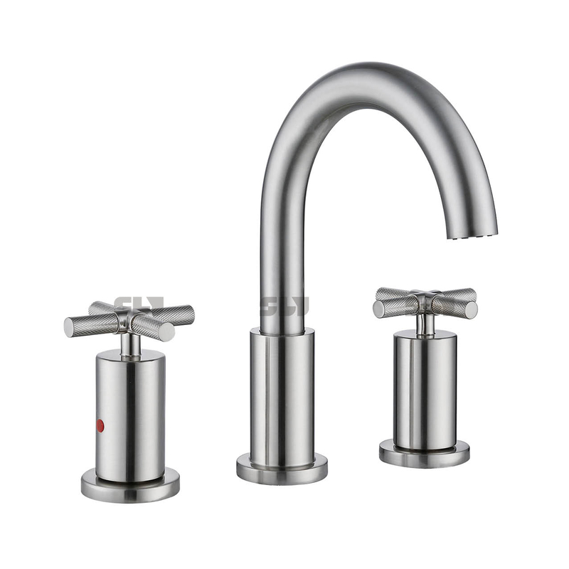 SLY CUpc Baño de lujo Grifo de lavabo de 8 pulgadas Grifos mezcladores de 3 orificios de doble manija Grifo de lavabo de tocador montado en cubierta