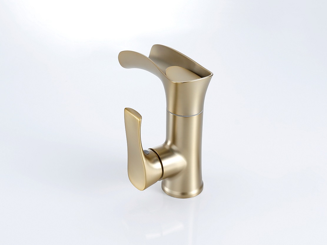 grifo del ba&ntilde;o cuarto de ba&ntilde;o